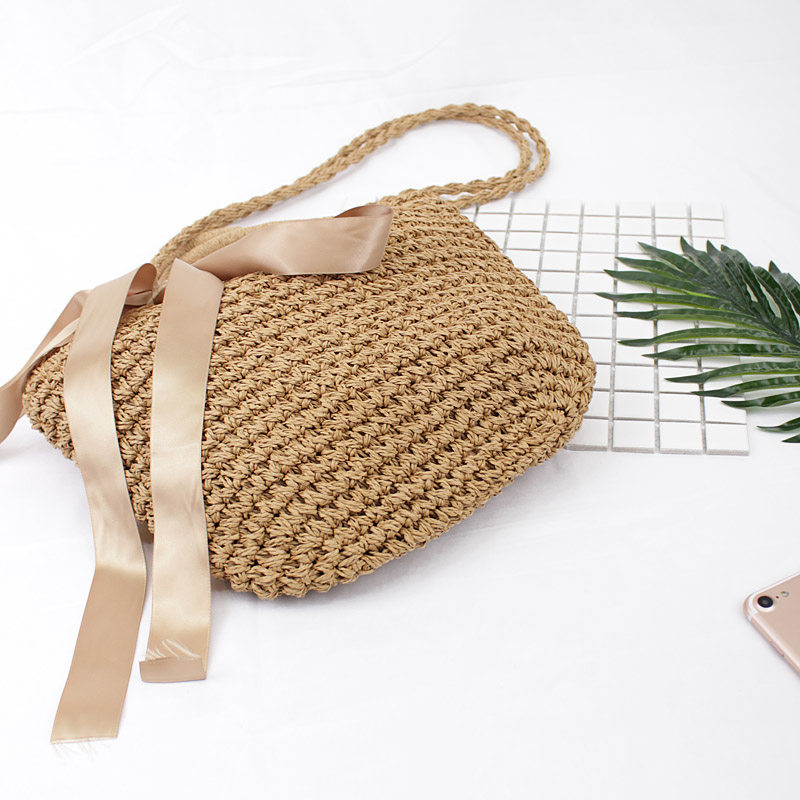 カゴバッグ 三つ編みストラップ付き丸型かごバッグ