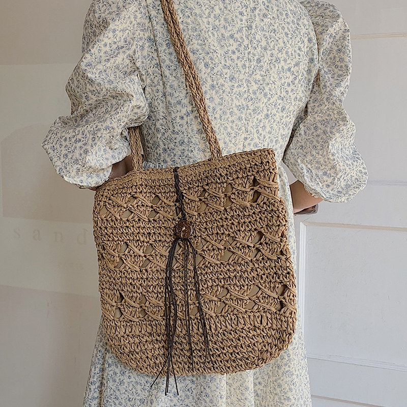 カゴバッグ 手編み風巾着紐付きショルダーカゴバッグ