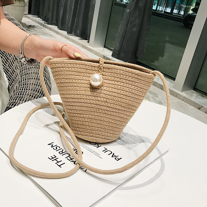 カゴバッグ パール飾り付き編み込みバケツ型カゴバッグ