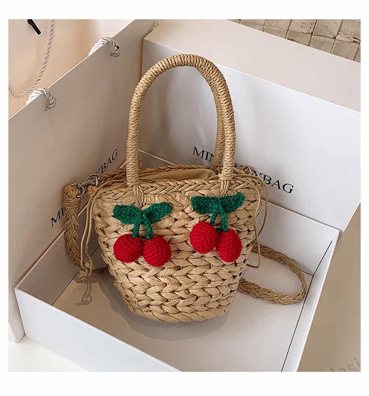 カゴバッグ さくらんぼ刺繍付き丸型カゴバッグ