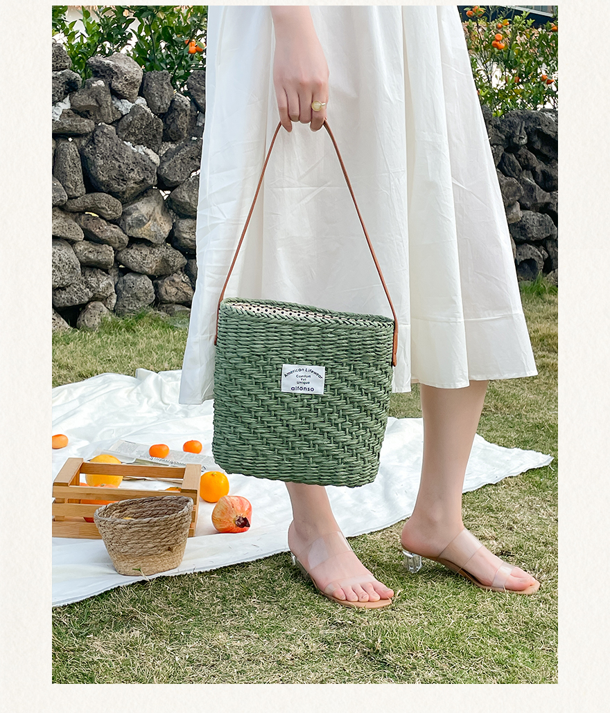 カゴバッグ 優美な手編みナチュラルショルダー