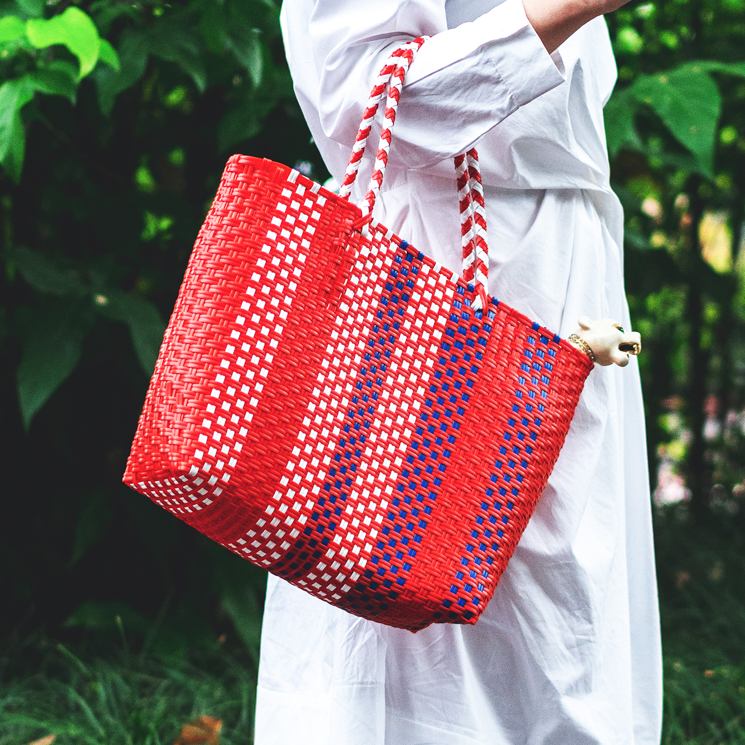 カゴバッグ 手編み市松模様編み込み持ち手カゴバッグ