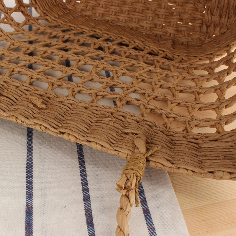 透かし編み縄取っ手のナチュラルカゴバッグ