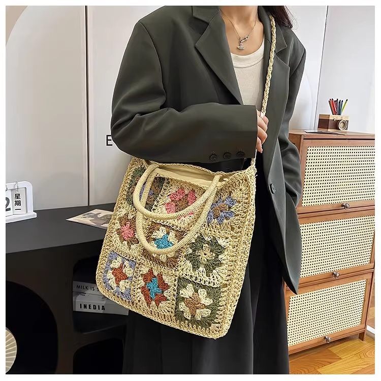 カゴバッグ 花模様編み込みナチュラルショルダー