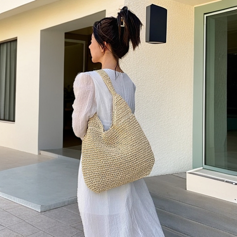 カゴバッグ 風合い豊かな手編みホーボーバッグ