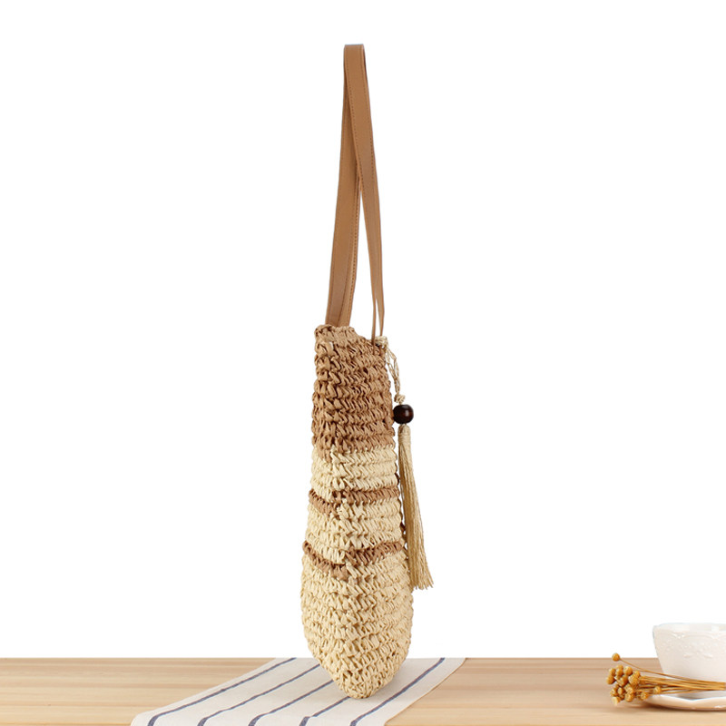 カゴバッグ ボーダー編みタッセル付きかごトート