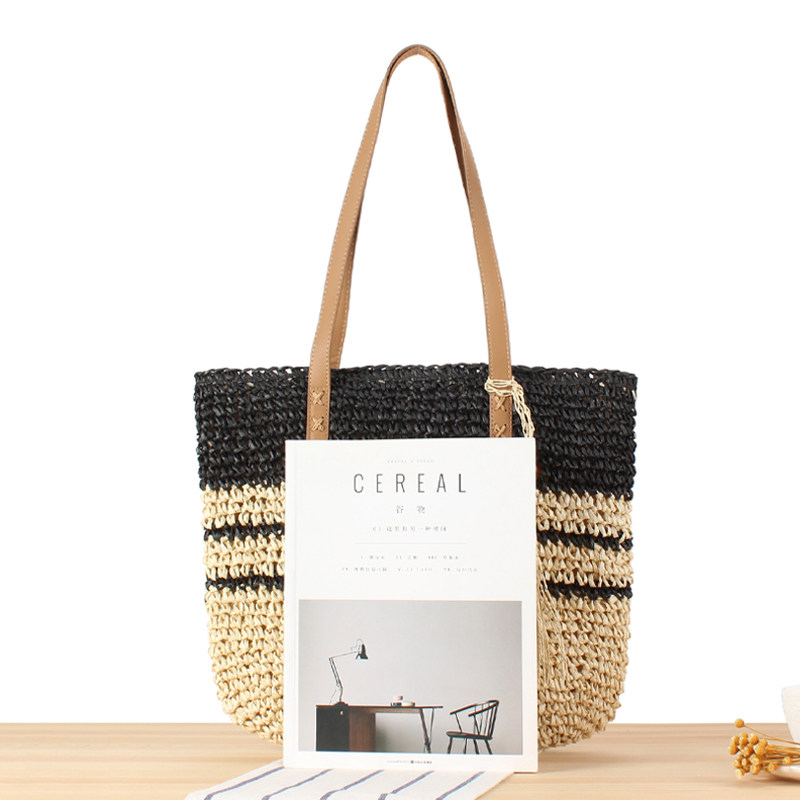 カゴバッグ ボーダー編みタッセル付きかごトート