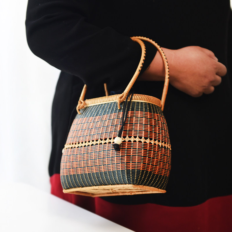 カゴバッグ 民族調幾何学模様編み込みハンドバッグ型かごバッグ