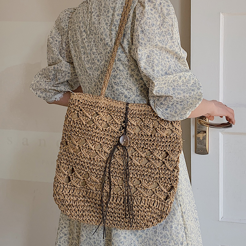 カゴバッグ 手編み風巾着紐付きショルダーカゴバッグ