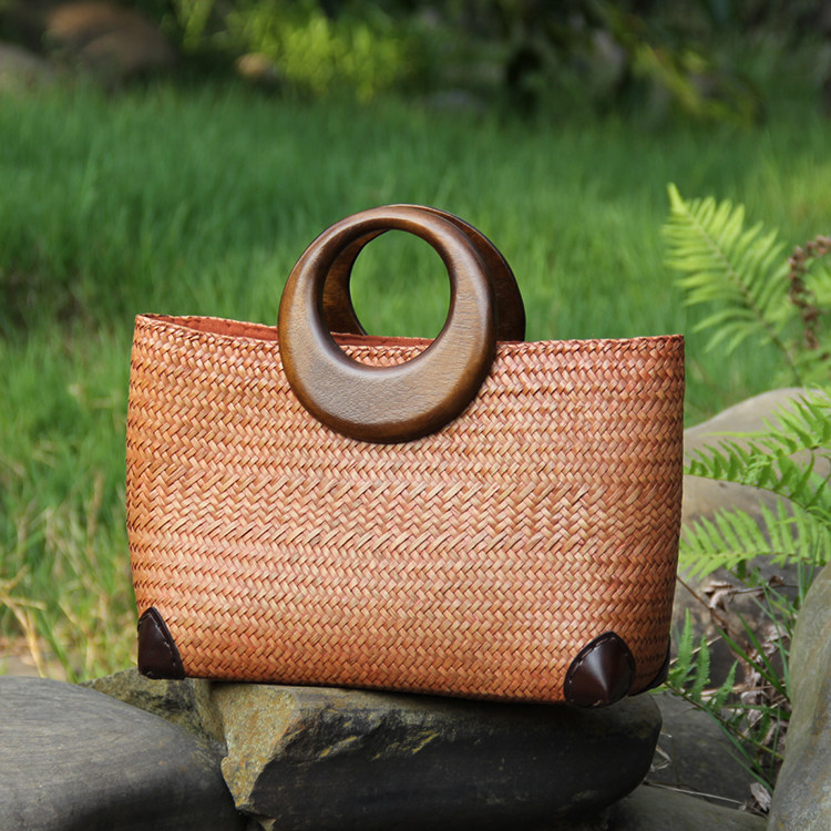 カゴバッグ 木製丸型持ち手の編み込みカゴバッグ