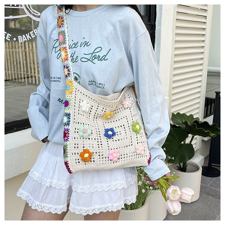 カゴバッグ お花モチーフ編みこみショルダー