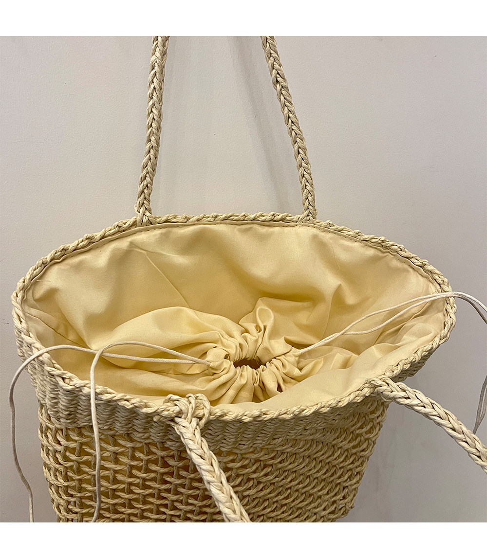 カゴバッグ 透かし編みが涼しげな手編み風トート型バッグ