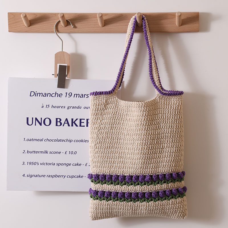 カゴバッグ 立体花柄編み込みデザインのトート型カゴバッグ