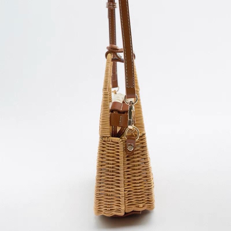 カゴバッグ 三角形デザイン籐編みショルダーかごバッグ