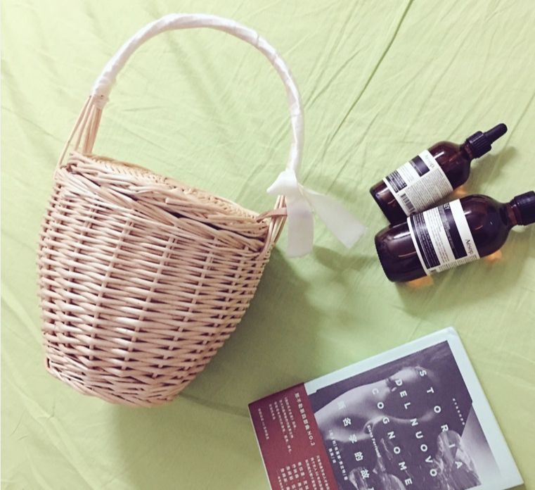 カゴバッグ 手編み籐製丸型持ち手付きカゴバッグ