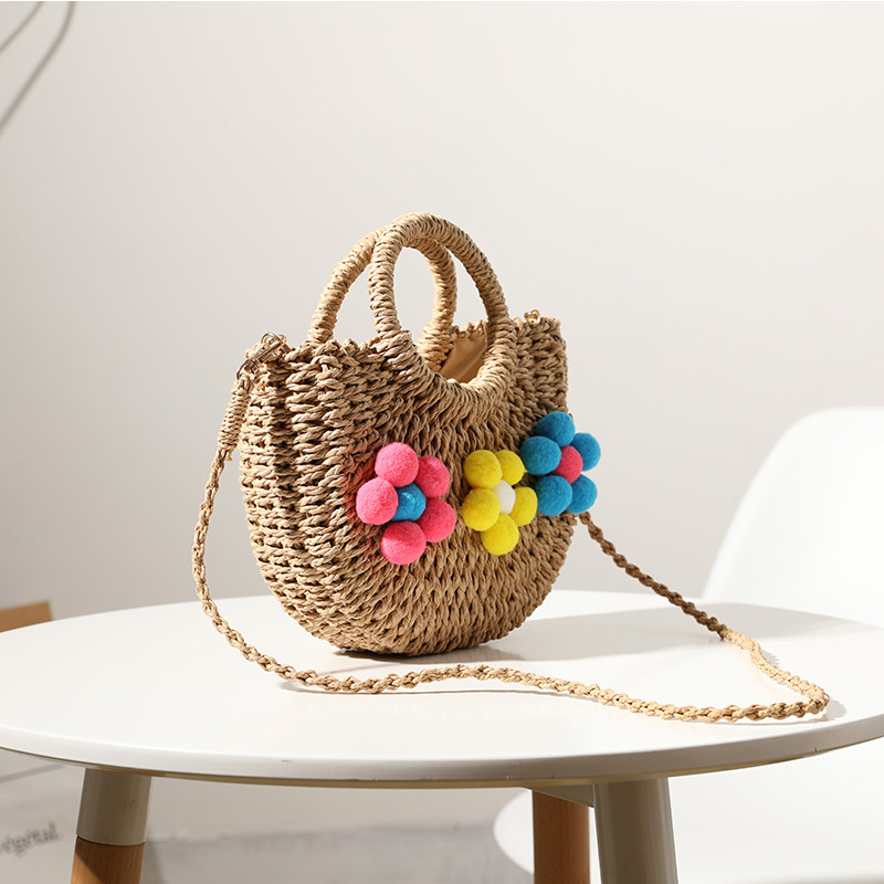 カゴバッグ 立体お花ぼんぼん飾り付き丸型持ち手カゴバッグ
