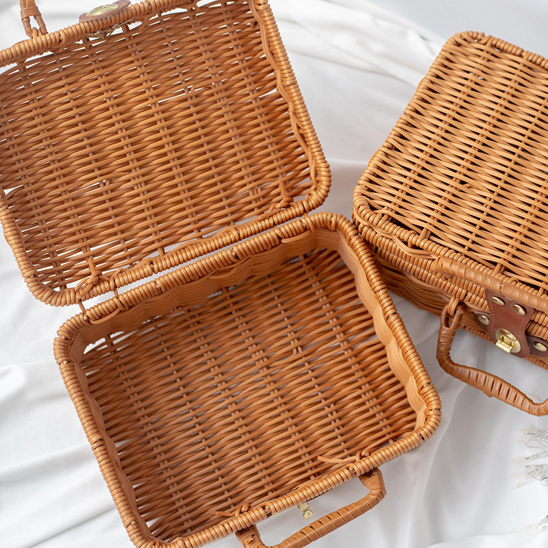 カゴバッグ 蓋付き籐編みボックス型カゴバッグハンドバッグ
