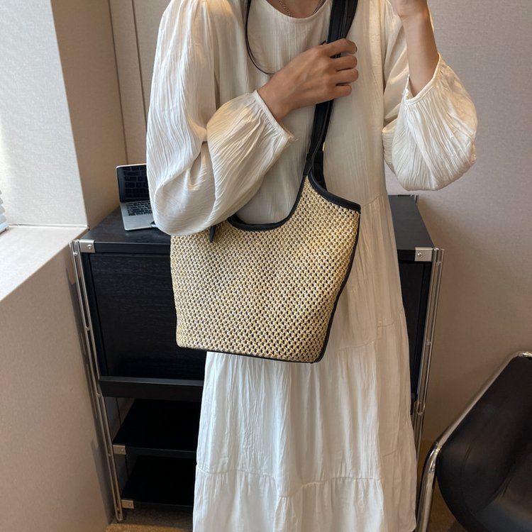 https://fulmo-img-server.com/kagobaggle/c11aaed5-04de-4c7a-bb5b-fe0f0593d8e2.jpg