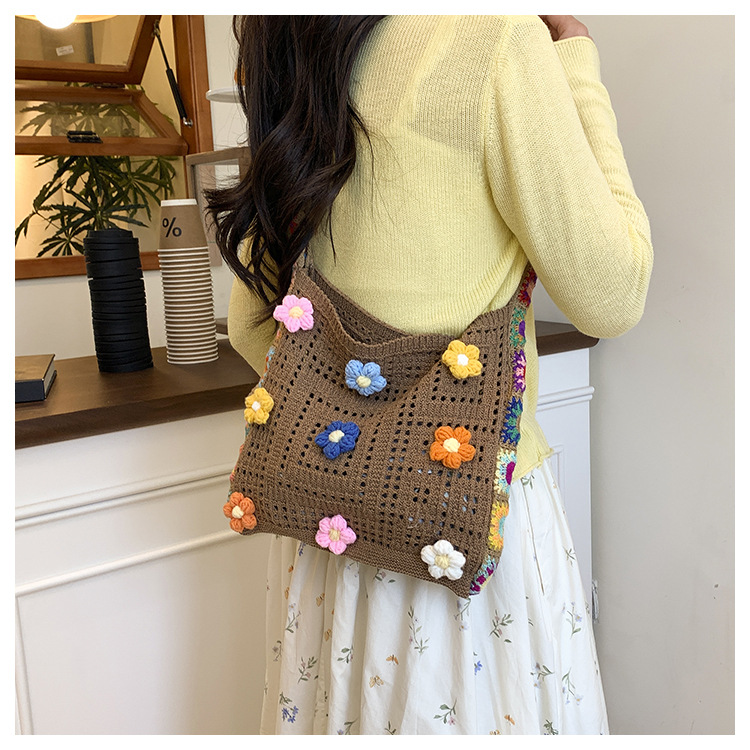 カゴバッグ お花モチーフ編みこみショルダー