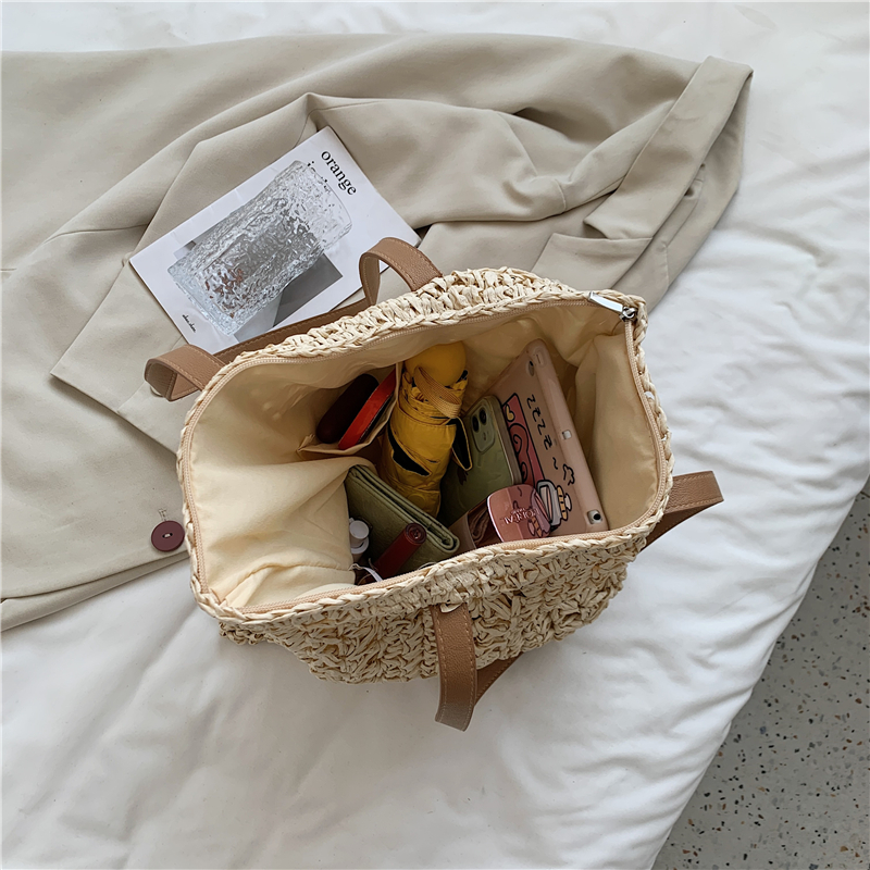 カゴバッグ 手編み風花柄透かし編みトート