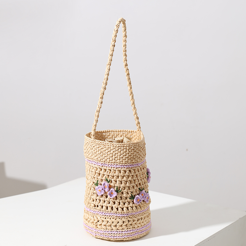 カゴバッグ 花柄刺繍入り円筒型編み込みカゴバッグ
