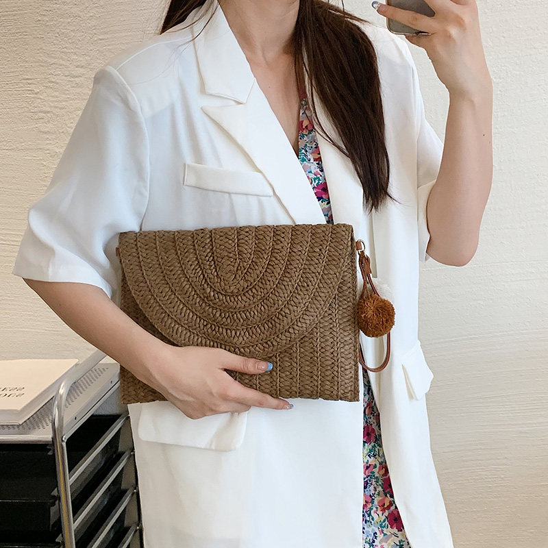 カゴバッグ 波模様フラップ付き編み込みショルダーバッグ