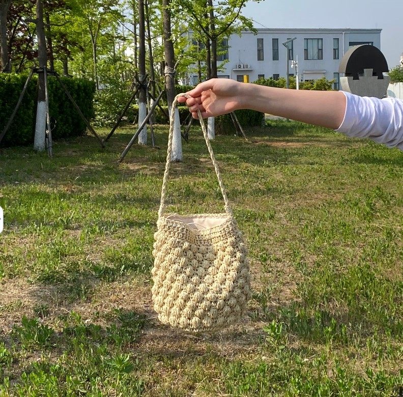 カゴバッグ 丸みのある手編み風バケツ型カゴバッグ