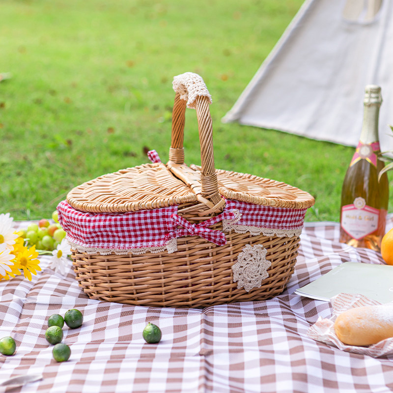 カゴバッグ 天然素材の蓋付きピクニックバスケット
