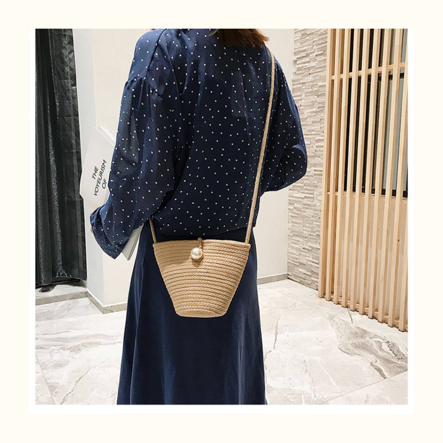 カゴバッグ パール飾り付き編み込みバケツ型カゴバッグ