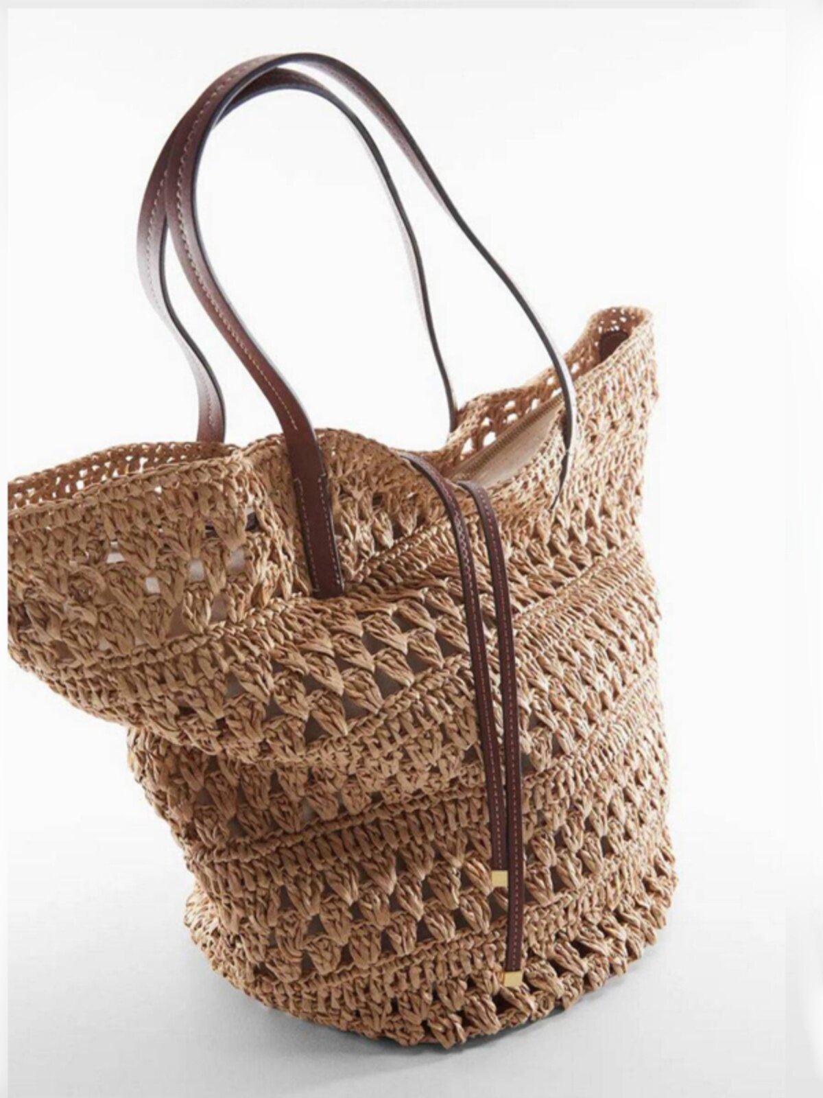 カゴバッグ 透かし編みが涼しげな天然素材のトート型バッグ