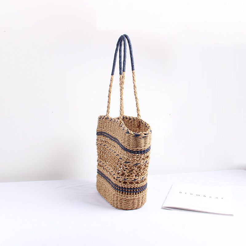 カゴバッグ ボーダー編み込み透かし模様のトート型かごバッグ