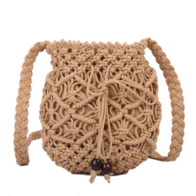 カゴバッグ 手編み風マクラメ模様の巾着型ショルダーバッグ