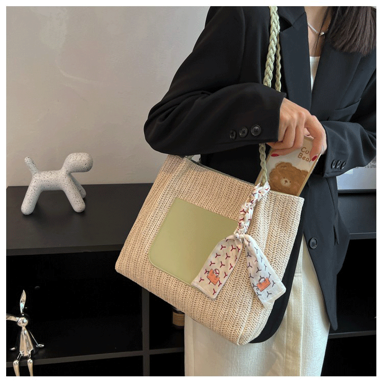 カゴバッグ ヘリンボーン編み革ポケット付きカゴバッグ