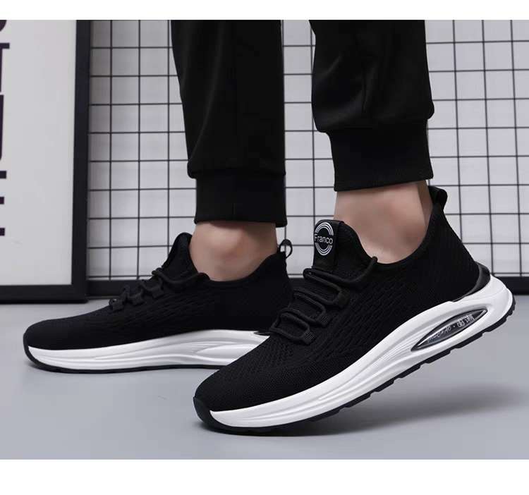 フィットネスシューズ 軽量通気性抜群メッシュ運動靴 男性用