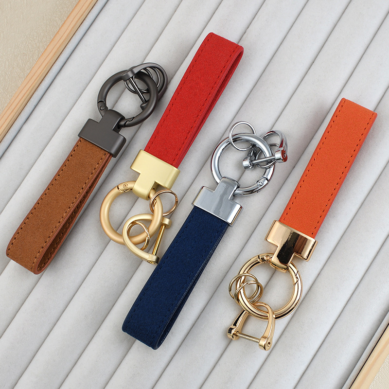 キーリング 上質レザーストラップ付き多重リング鍵ホルダー