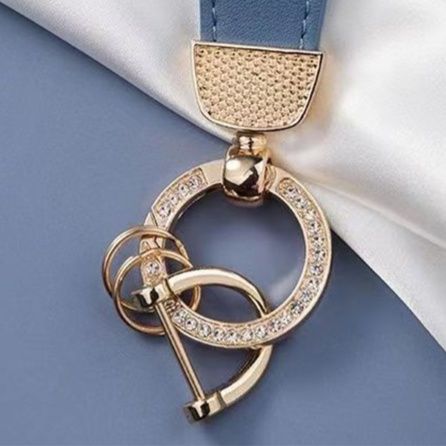 キーリング レザーイニシャル刻印入り上質レザーキーリング