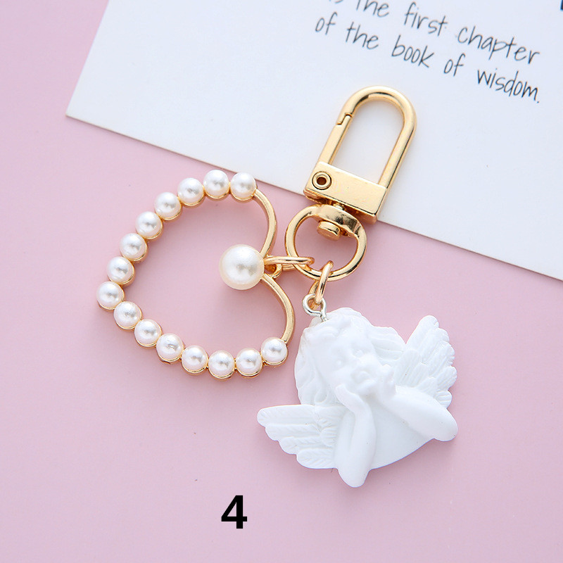 天使パールキーリング ハート型チャーム付き