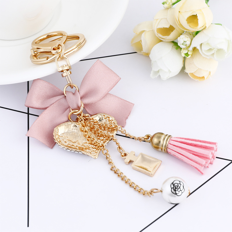 リボンハートタッセル付きキーリング
