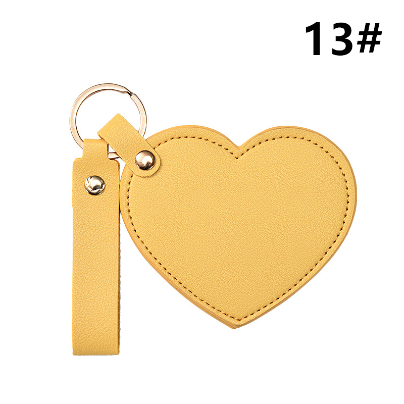 ハート型レザーチャーム付きキーリング