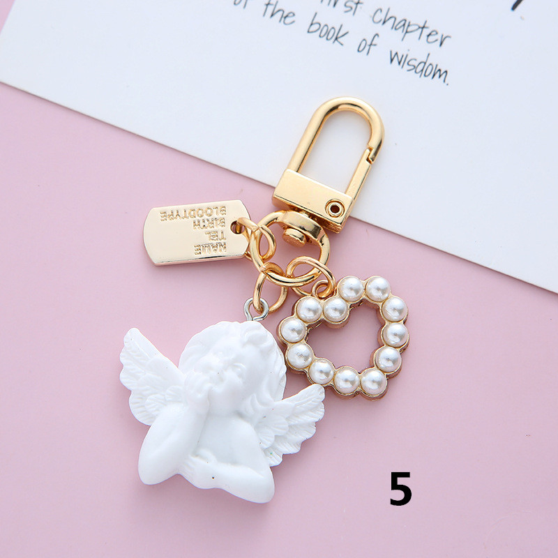 天使パールキーリング ハート型チャーム付き