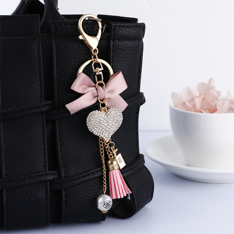 リボンハートタッセル付きキーリング