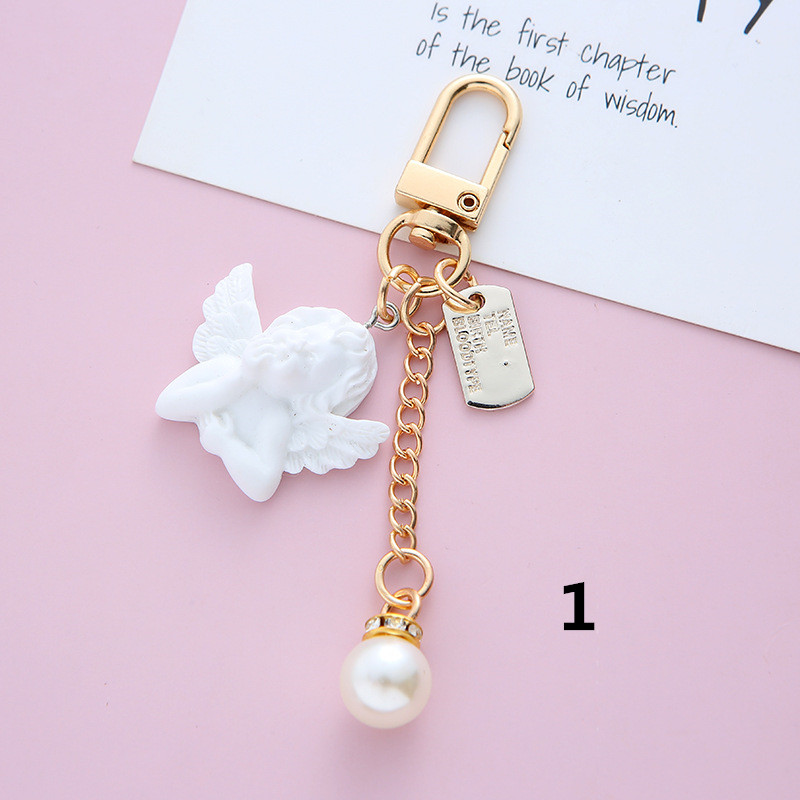天使パールキーリング ハート型チャーム付き