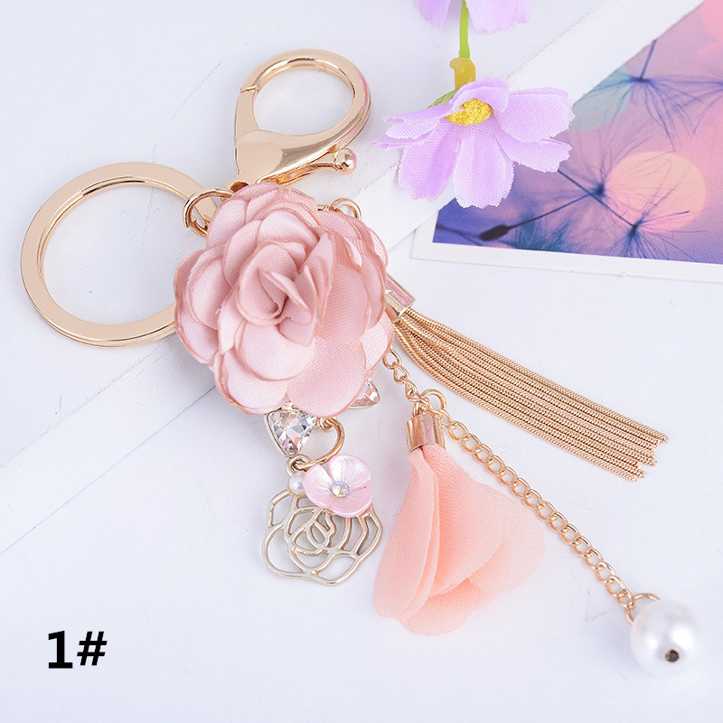 薔薇の花タッセル付きキーリング