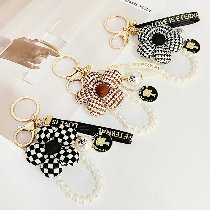 チェック柄フラワー パール付きキーリング バッグ飾り