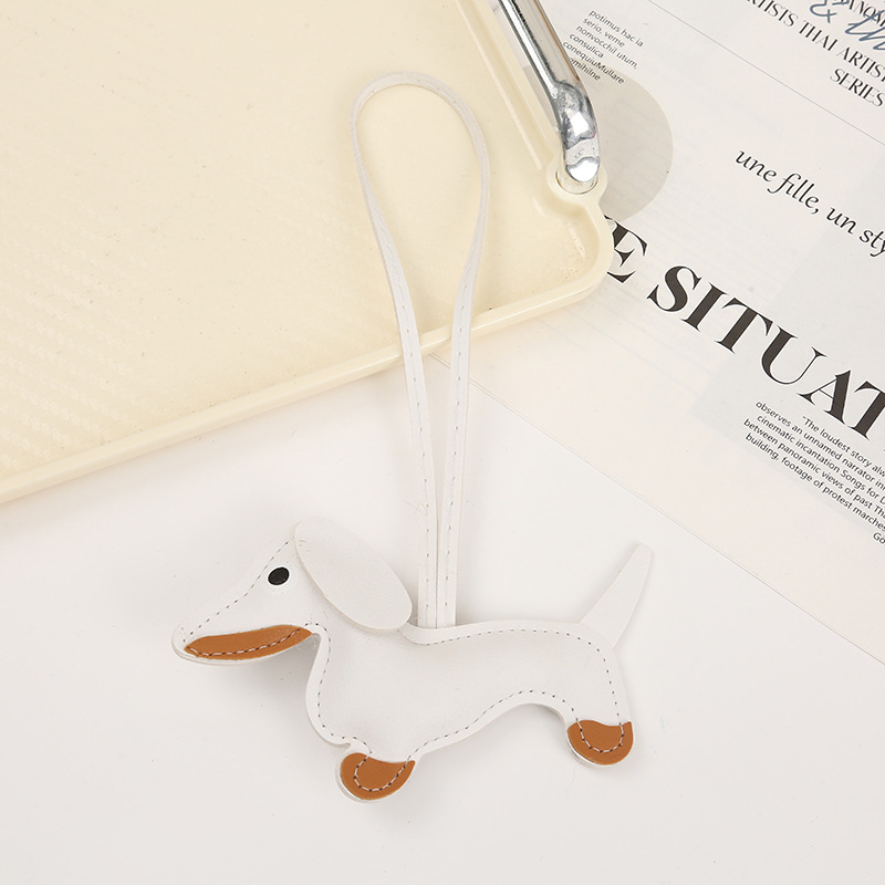 キーリング 愛らしい犬モチーフのキーチェーン