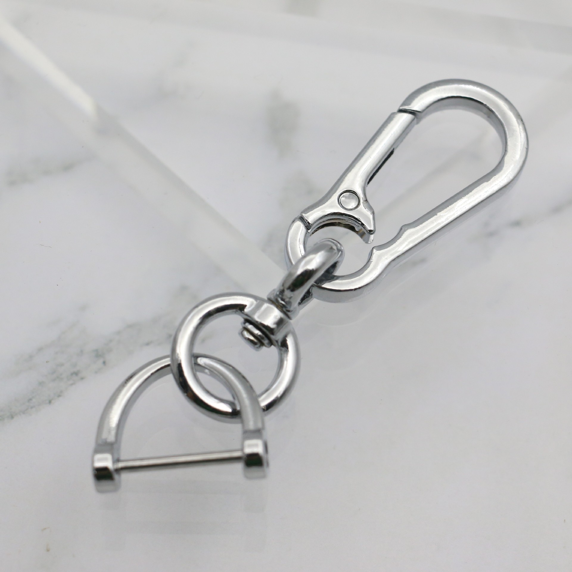 キーリングキーチェーン 金属製ナスカン付き回転金具キーチェーン