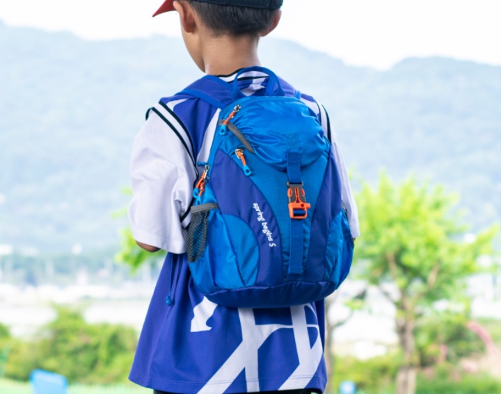 アウトドア探検キッズリュック