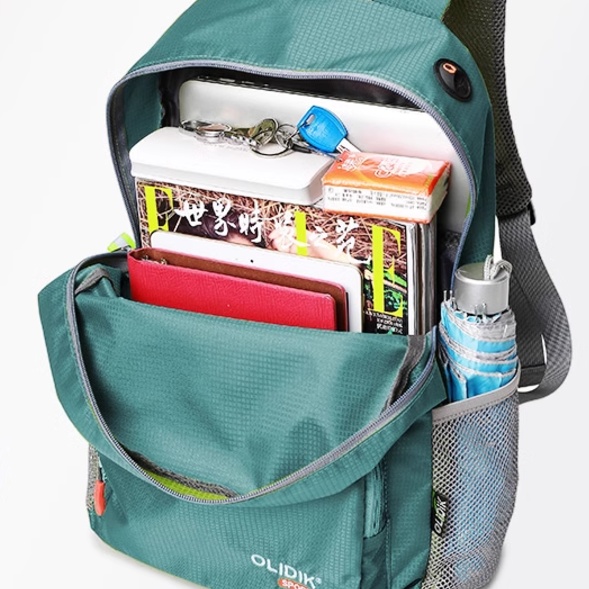 キッズリュック 軽量スポーツ・登山リュック