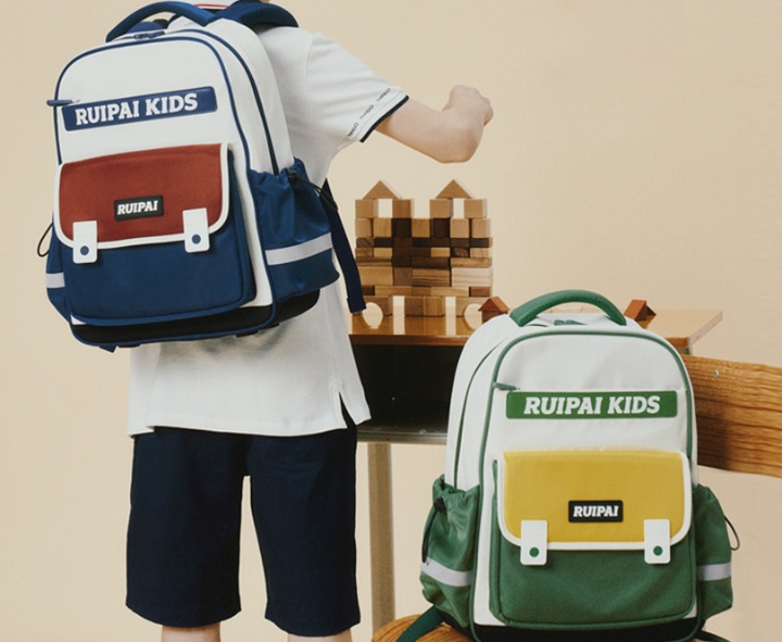 キッズリュック シンプルスクールバッグ
