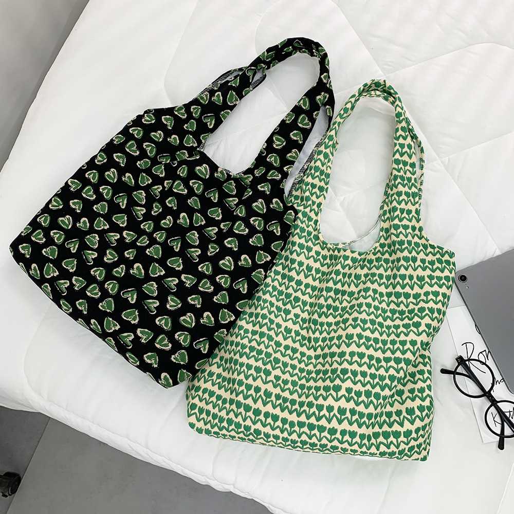 喪服で着物を着る際の品格を高める！マナーを守り故人を偲ぶバッグ5選